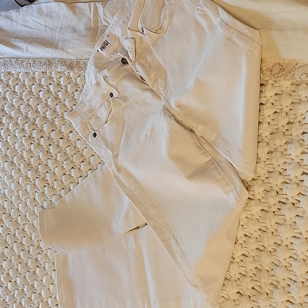 Paige brand white skinny jeans SZ 27